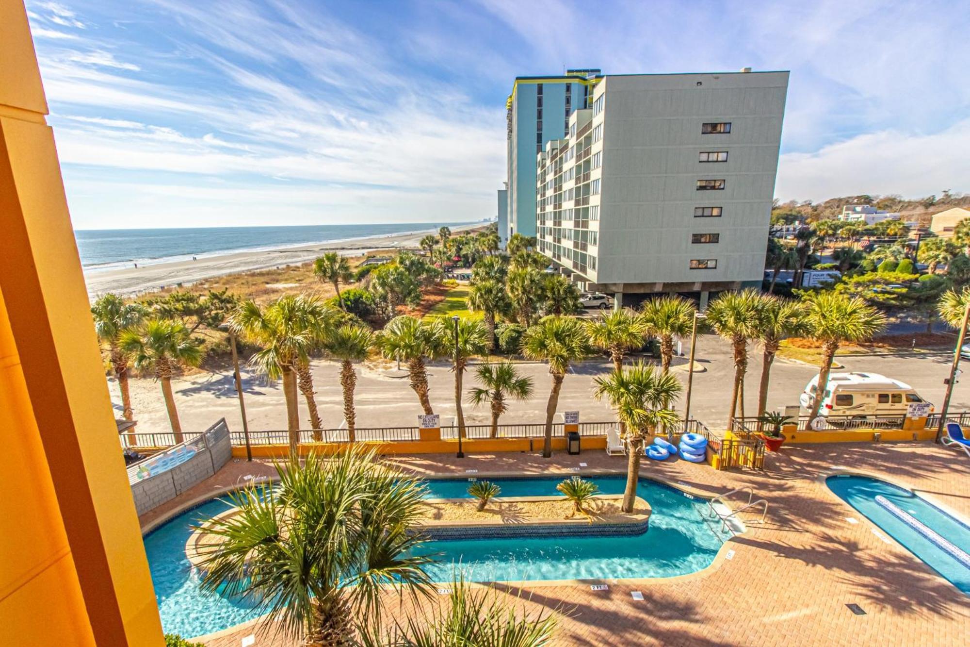 Oversized Ocean View Queen Suite With Beautiful Fireplace And Accents - Sleeps 4 Guests! Myrtle Beach Oda fotoğraf