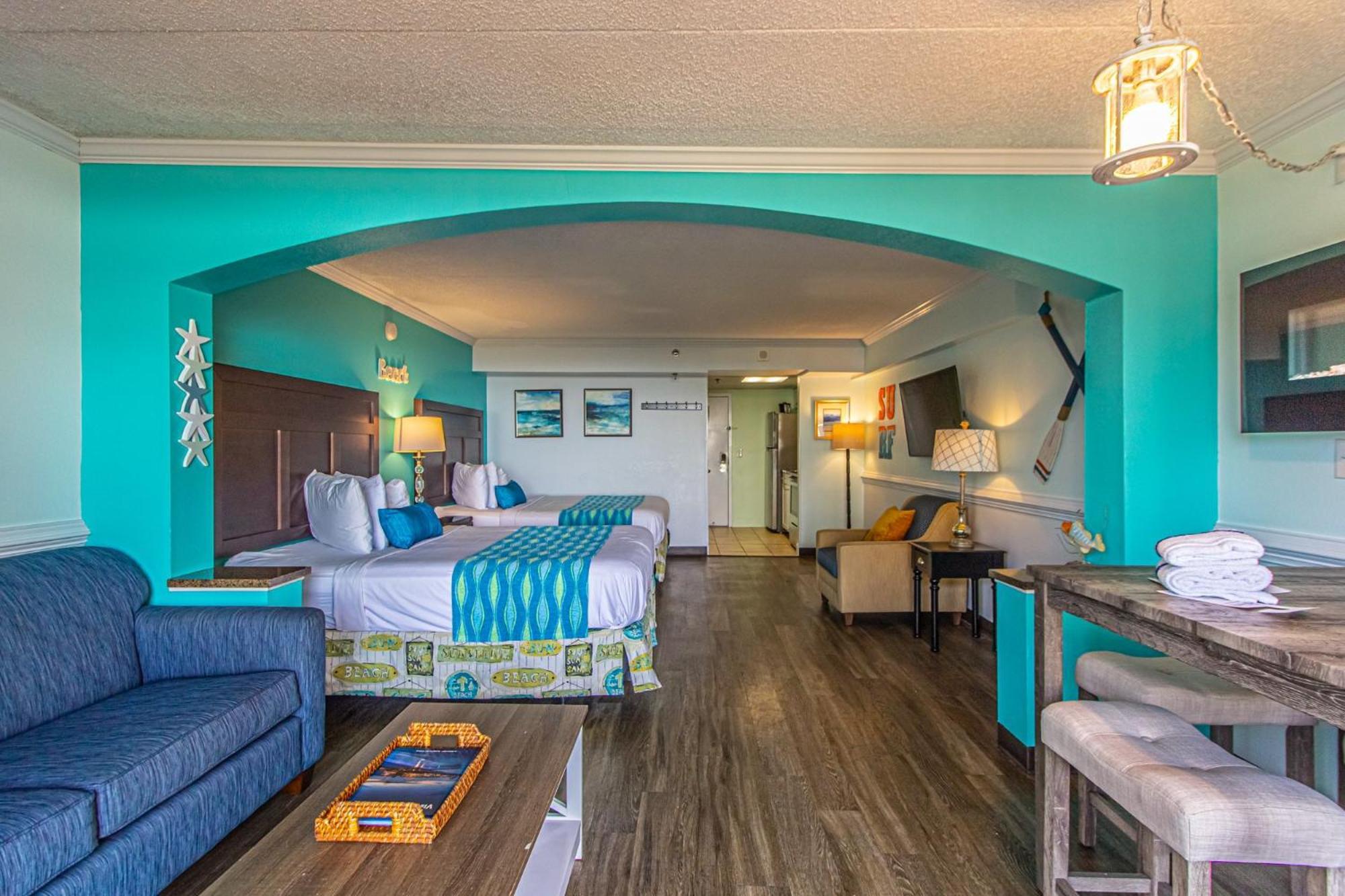 Oversized Ocean View Queen Suite With Beautiful Fireplace And Accents - Sleeps 4 Guests! Myrtle Beach Oda fotoğraf