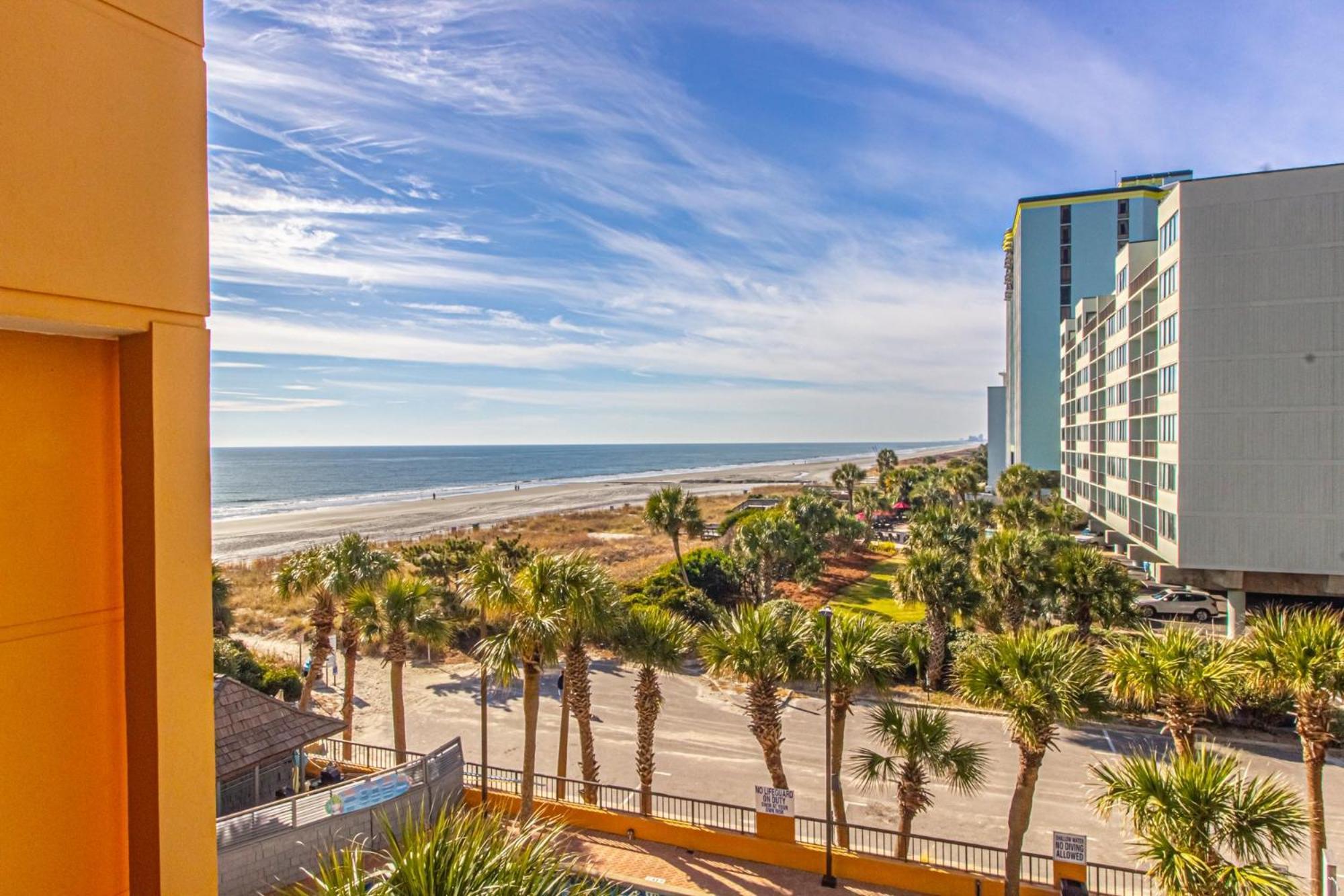 Oversized Ocean View Queen Suite With Beautiful Fireplace And Accents - Sleeps 4 Guests! Myrtle Beach Oda fotoğraf